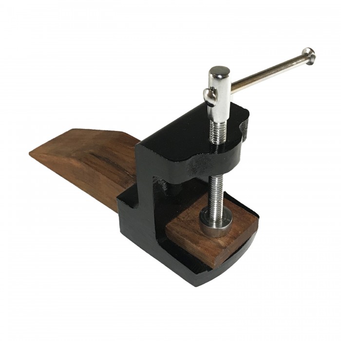 COMBINATION ANVIL WITH WOODEN BENCH PIN